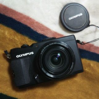 オリンパス(OLYMPUS)のOLYMPUS STYLUS XZ-2(コンパクトデジタルカメラ)