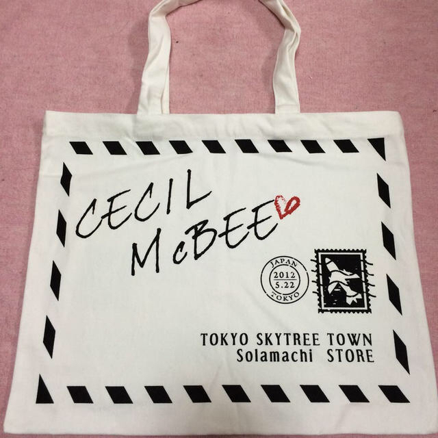 CECIL McBEE(セシルマクビー)のCECIL Mc BEEショップバッグ レディースのバッグ(ショップ袋)の商品写真