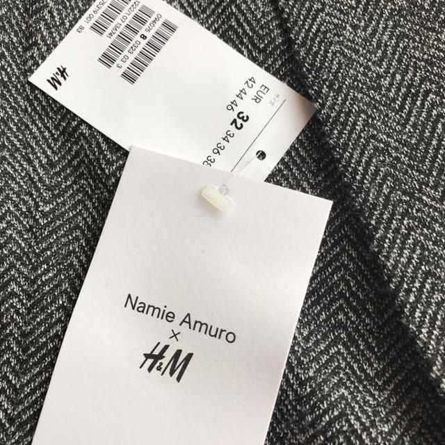 H&M(エイチアンドエム)のH&M 安室奈美恵コラボジャケット レディースのジャケット/アウター(テーラードジャケット)の商品写真