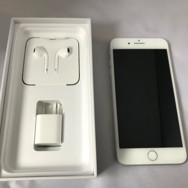 iPhone 8 Plus 64GB SIMフリー