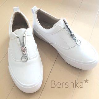 ベルシュカ(Bershka)のBershka ベルシュカ ホワイト スニーカー(スニーカー)