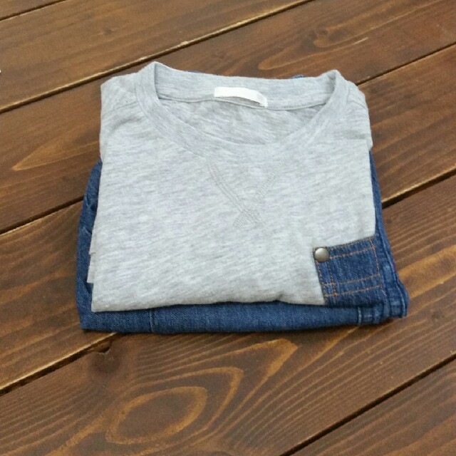 UNIQLO(ユニクロ)のキッズ上下セット　　size130  トップス　GU 　パンツ　UNIQLO キッズ/ベビー/マタニティのキッズ服男の子用(90cm~)(パンツ/スパッツ)の商品写真