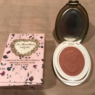 レメルヴェイユーズラデュレ(Les Merveilleuses LADUREE)の最終値下げ！レ メルヴェイユーズ ラデュレ プレスト チークカラー(チーク)