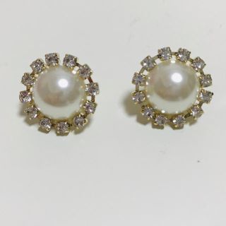 パール ピアス(ピアス)