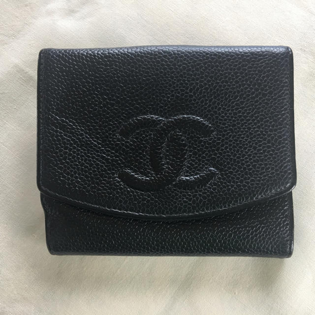 CHANEL(シャネル)のシャネルキャビアスキン折財布 美品♫ レディースのファッション小物(財布)の商品写真