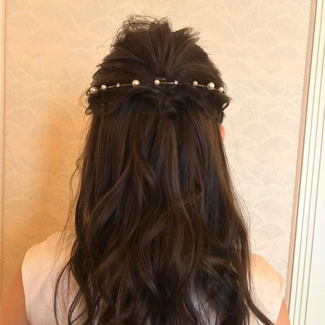 バックカチューシャ レディースのヘアアクセサリー(カチューシャ)の商品写真