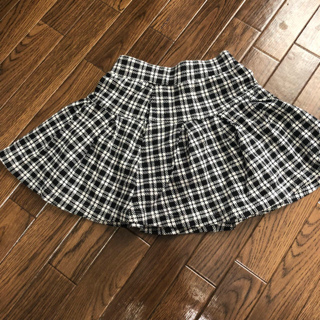 UNIQLO(ユニクロ)のUNIQLO スカート sサイズ キッズ/ベビー/マタニティのキッズ服女の子用(90cm~)(スカート)の商品写真