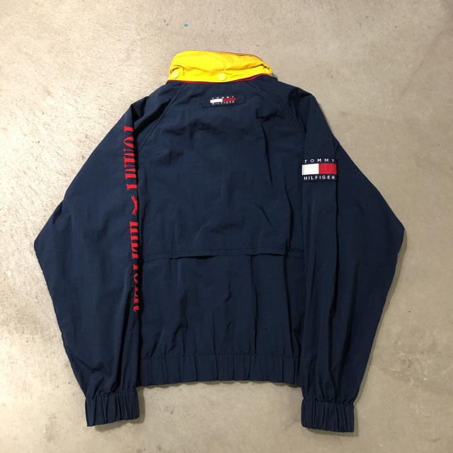 TOMMY HILFIGER(トミーヒルフィガー)の激レア t-pablow 着用 トミー セーリングジャケット  メンズのジャケット/アウター(ナイロンジャケット)の商品写真