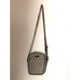 グッチ(Gucci)のGUCCI ショルダーバッグ(ショルダーバッグ)