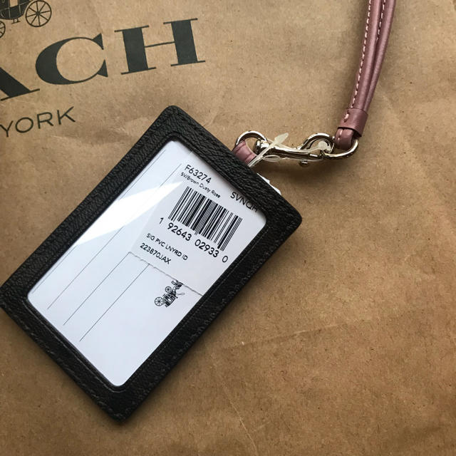 COACH(コーチ)の新品COACH パスケース レディースのファッション小物(パスケース/IDカードホルダー)の商品写真