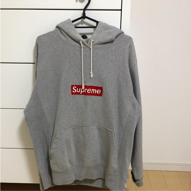 シュプリーム ボックスロゴ  パーカー supreme