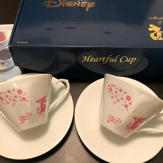 ディズニー(Disney)の新品 ディズニー ハートフル カップ&ソーサー ペアセット 有田焼(グラス/カップ)