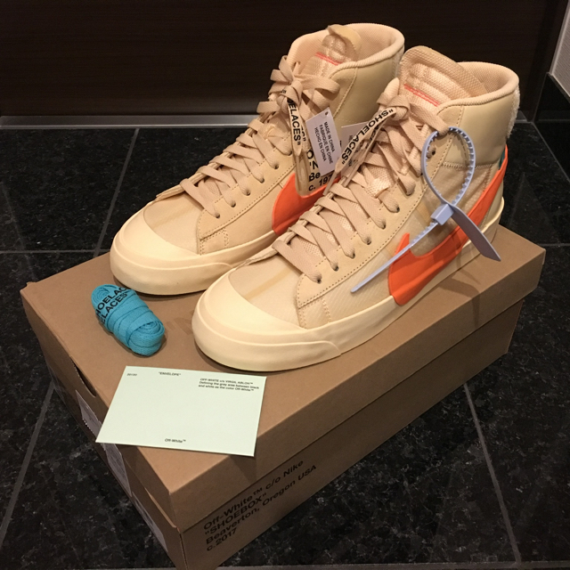 NIKE×OFF-WHITE ブレザー 土日限定価格 メンズ 靴/シューズ ...