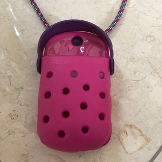 クロックス(crocs)のクロックス 携帯電話ケース(モバイルケース/カバー)