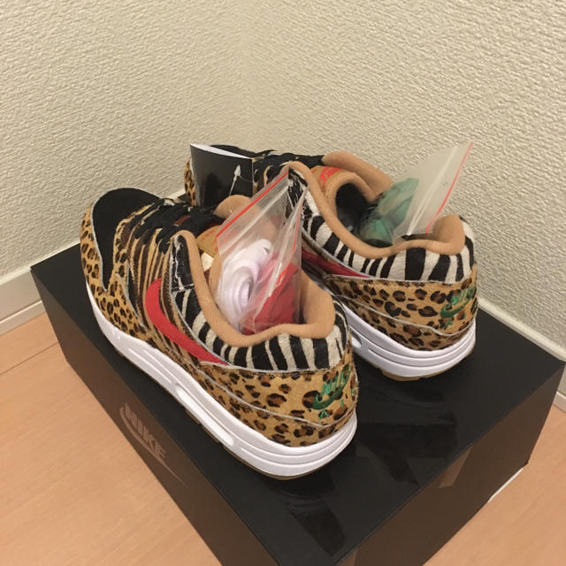 NIKE(ナイキ)のNIKE AIR MAX 1 ANIMAL atmos エアマックス アニマル メンズの靴/シューズ(スニーカー)の商品写真