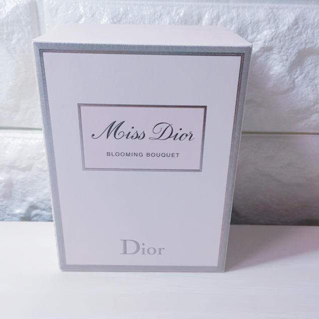 Christian Dior(クリスチャンディオール)のmihoさま ブルーミングブーケ コスメ/美容の香水(香水(女性用))の商品写真