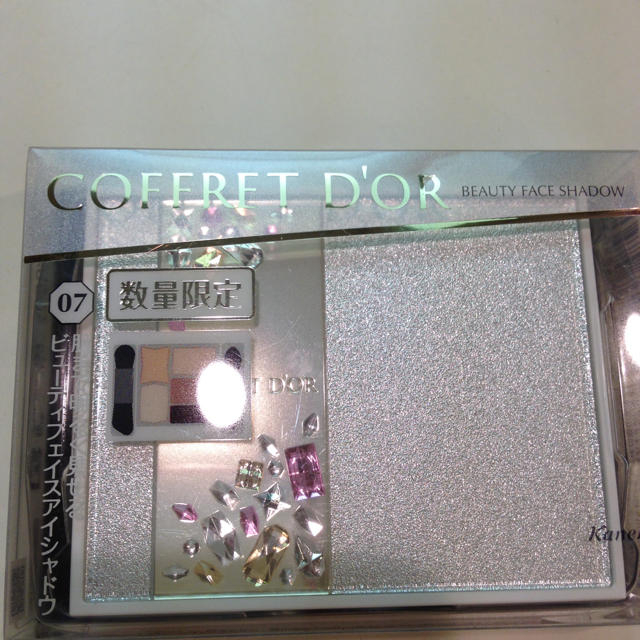 COFFRET D'OR(コフレドール)のCOFFRET  DORアイシャドウ コスメ/美容のベースメイク/化粧品(その他)の商品写真