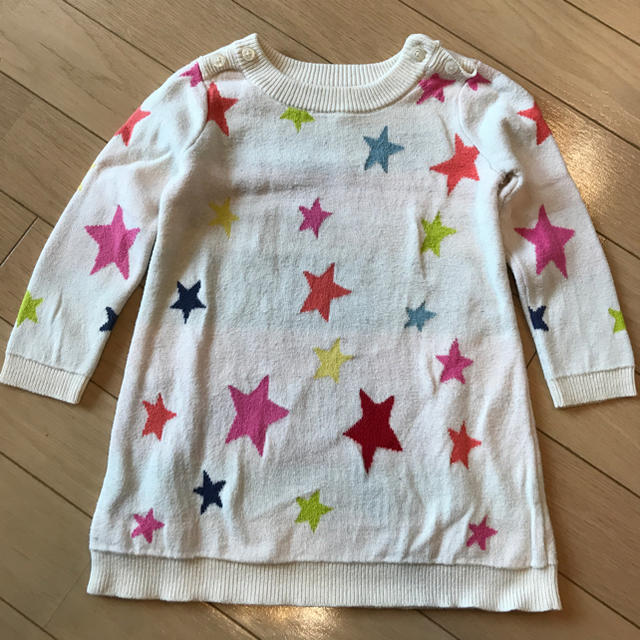 babyGAP(ベビーギャップ)のbabyGAP 星柄ニットワンピース キッズ/ベビー/マタニティのベビー服(~85cm)(ワンピース)の商品写真