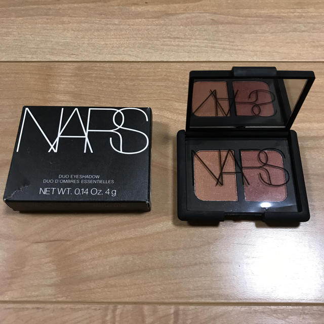 お値下げ☆NARS デュオアイシャドウ 3045 コスメ/美容のベースメイク/化粧品(アイシャドウ)の商品写真