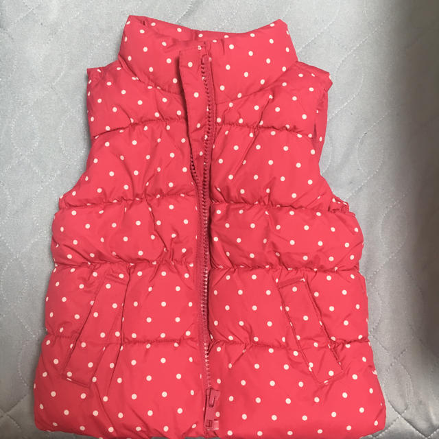 babyGAP(ベビーギャップ)のぬくぬく ベビーベスト キッズ/ベビー/マタニティのベビー服(~85cm)(その他)の商品写真