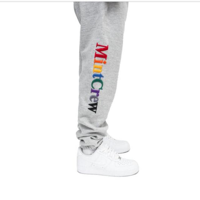 mintcrew rainbow champion sweats メンズのパンツ(その他)の商品写真