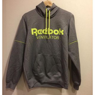 リーボック(Reebok)のReebok CLASSICパーカー(パーカー)