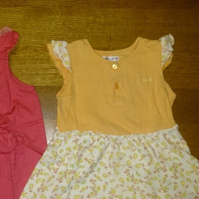 BeBe(ベベ)のBeBe95size🎀２点ﾜﾝﾋﾟｰｽ キッズ/ベビー/マタニティのキッズ/ベビー/マタニティ その他(その他)の商品写真