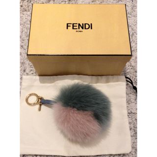 フェンディ(FENDI)のcocoさん専用 FENDI バック チャーム ポンポン バッグチャーム (キーホルダー)