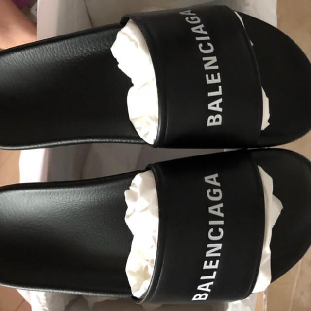 Balenciaga(バレンシアガ)の18ss バレンシアガ スライダー サンダル 41 ビーサン メンズの靴/シューズ(サンダル)の商品写真