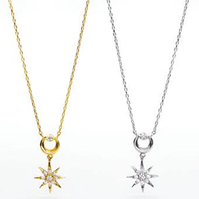 STAR JEWELRY(スタージュエリー)のスタージュエリー クリスマス限定ネックレス2017 レディースのアクセサリー(ネックレス)の商品写真