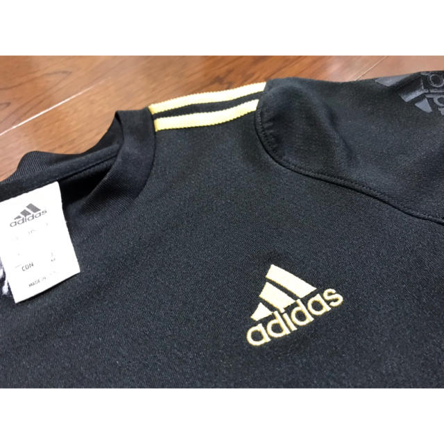 adidas(アディダス)の【最終値下げ】adidas半袖上下セット スポーツ/アウトドアのサッカー/フットサル(ウェア)の商品写真