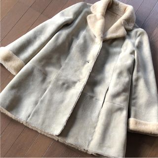 LOEWE(ムートンコート)のフリマアイテム一覧 LOEWE(ムートンコート)のフリマアイテム一覧