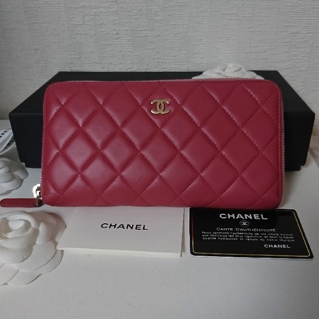 CHANEL(シャネル)のシャネル 長財布 レディースのファッション小物(財布)の商品写真