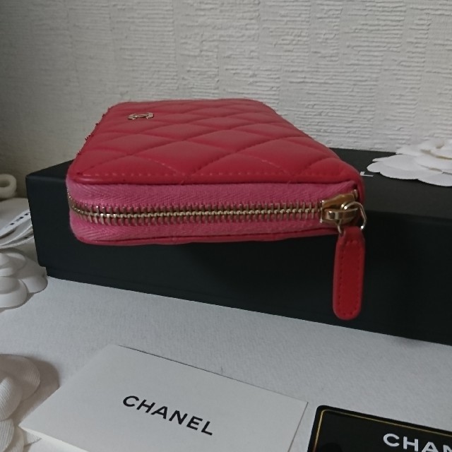 CHANEL(シャネル)のシャネル 長財布 レディースのファッション小物(財布)の商品写真