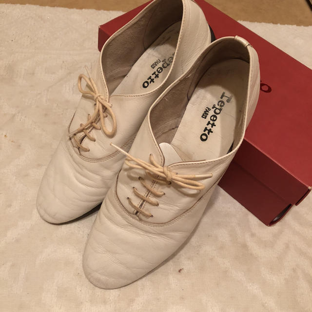 repetto(レペット)のレペット 白 40 レディースの靴/シューズ(ローファー/革靴)の商品写真