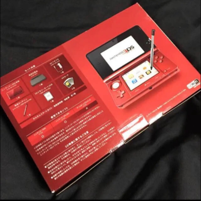 ニンテンドー3DS(ニンテンドー3DS)の値下げ！ ニンテンドー 3ds レッド エンタメ/ホビーのゲームソフト/ゲーム機本体(携帯用ゲーム機本体)の商品写真