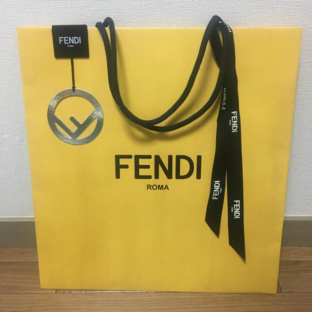 FENDI(フェンディ)のFENDI ショッパー  レディースのバッグ(ショップ袋)の商品写真