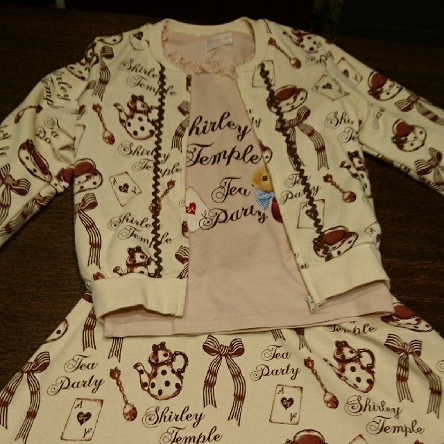 Shirley Temple(シャーリーテンプル)のシャーリーテンプル 140 うさぎ 長袖T キッズ/ベビー/マタニティのキッズ服女の子用(90cm~)(Tシャツ/カットソー)の商品写真