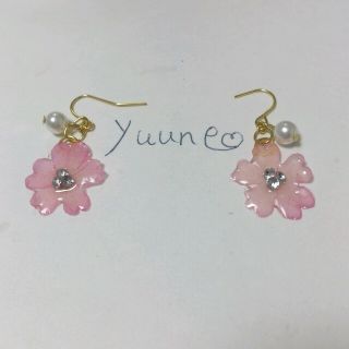 桜色のバーベナピアス(ピアス)