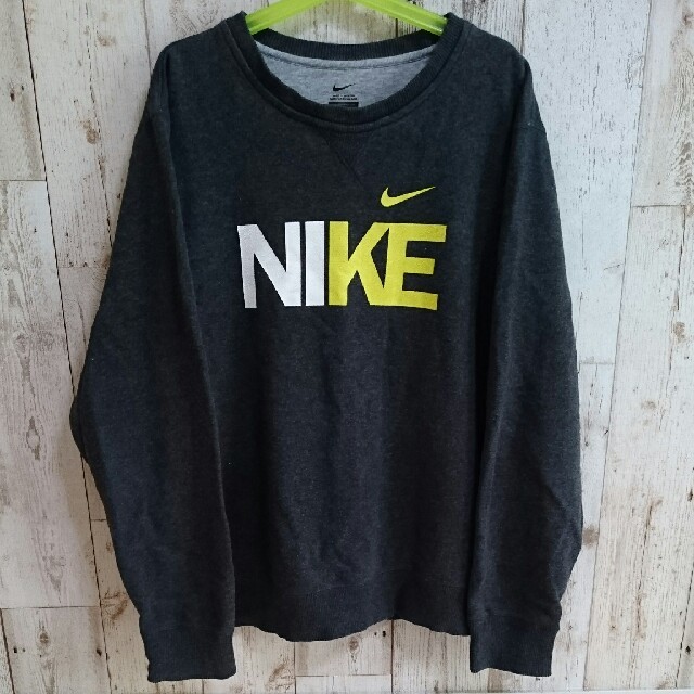 NIKE(ナイキ)のNIKE　トレーナー　スウェット レディースのトップス(トレーナー/スウェット)の商品写真