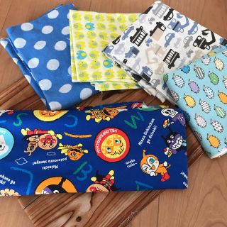 アンパンマン(アンパンマン)の専用⭐️新品  生地(生地/糸)