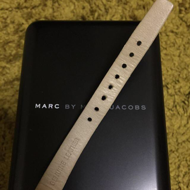 MARC BY MARC JACOBS(マークバイマークジェイコブス)のMARCBYMARCJACOBS腕時計 レディースのファッション小物(腕時計)の商品写真