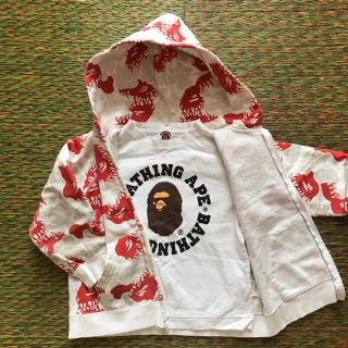 アベイシングエイプ(A BATHING APE)の2点セット (パーカー Ｔシャツ)(ジャケット/上着)