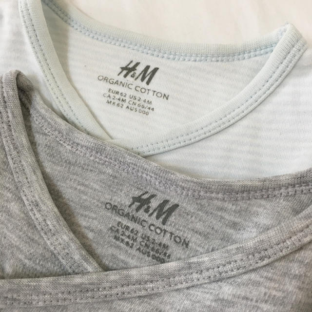 H&M(エイチアンドエム)の【専用】H&M ベビー 長袖 ロンパース 肌着 キッズ/ベビー/マタニティのベビー服(~85cm)(肌着/下着)の商品写真