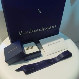 ヴァンドームアオヤマ(Vendome Aoyama)のイエローゴールド ピアス(ピアス)