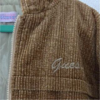 ゲス(GUESS)の未使用に近いguess125-130コート(コート)