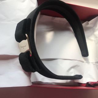 サルヴァトーレフェラガモ(Salvatore Ferragamo)のフェラガモのカチューシャ 12999円→10800円(カチューシャ)