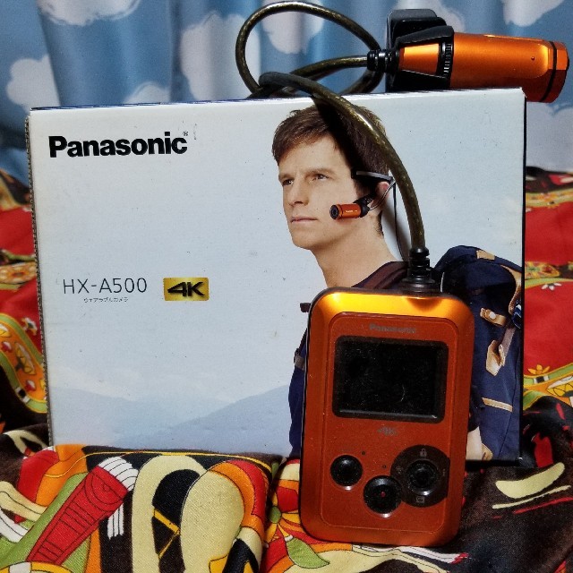 Panasonic(パナソニック)の（美品）Panasonicウェアラブルカメラ（HX-A500） スマホ/家電/カメラのカメラ(ビデオカメラ)の商品写真