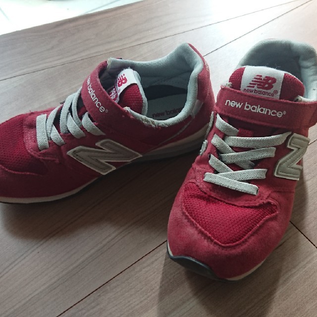 New Balance(ニューバランス)のニューバランス キッズ スニーカー 19.5cm キッズ/ベビー/マタニティのキッズ靴/シューズ(15cm~)(スニーカー)の商品写真