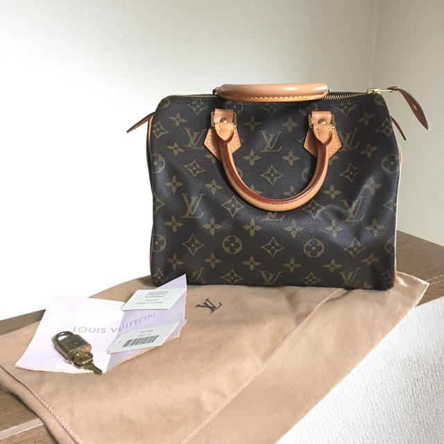 LOUIS VUITTON(ルイヴィトン)のルイ・ヴィトン スピーディー25 レディースのバッグ(ボストンバッグ)の商品写真